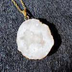 Load image into Gallery viewer, Quartz Druzy Cave
